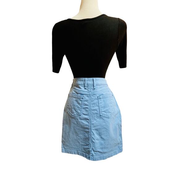 Women's Light Blue Stretch Denim Jean Skirt Preppy Summer Coastal Size 4P - Picture 2 of 6